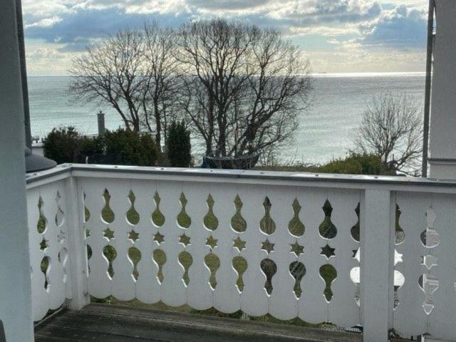 Villa Seestern - Ferienhaus Mit Meerblick ซาสนิทซ์ ภายนอก รูปภาพ