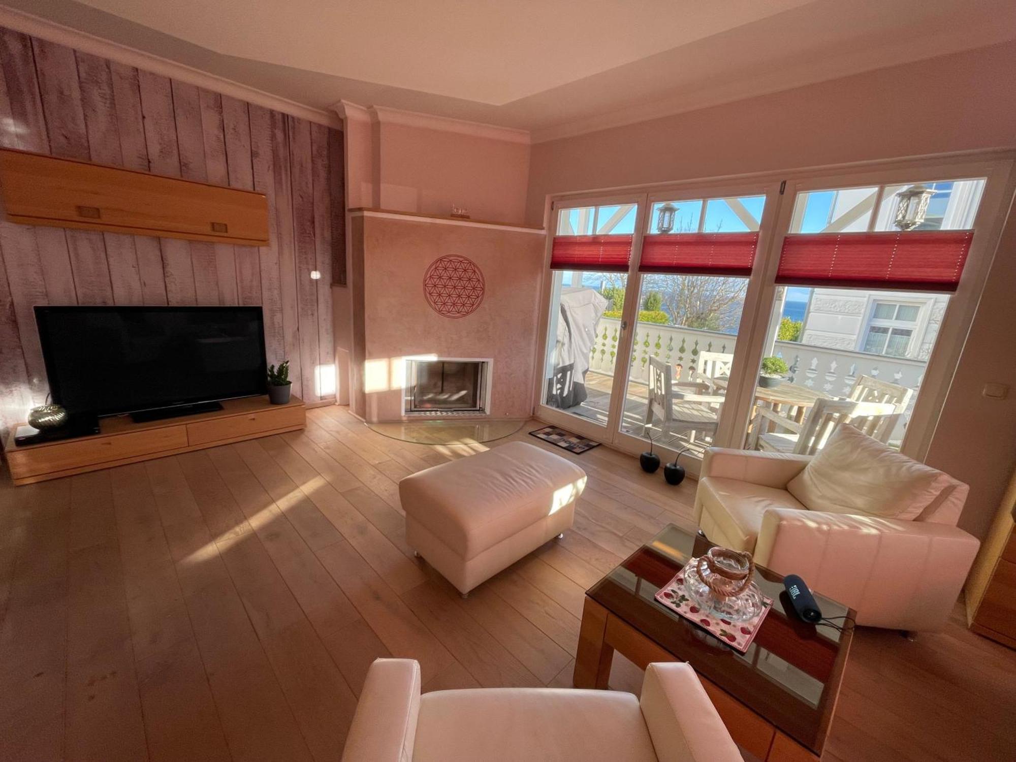 Villa Seestern - Ferienhaus Mit Meerblick ซาสนิทซ์ ภายนอก รูปภาพ